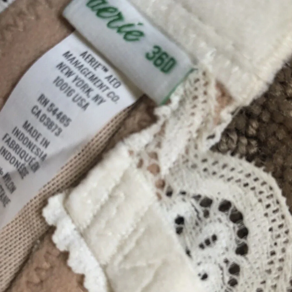 Set 2 Aerie Olive/White Daisy Lace Padded Wireless Bras 36D - Picture 7 of 12